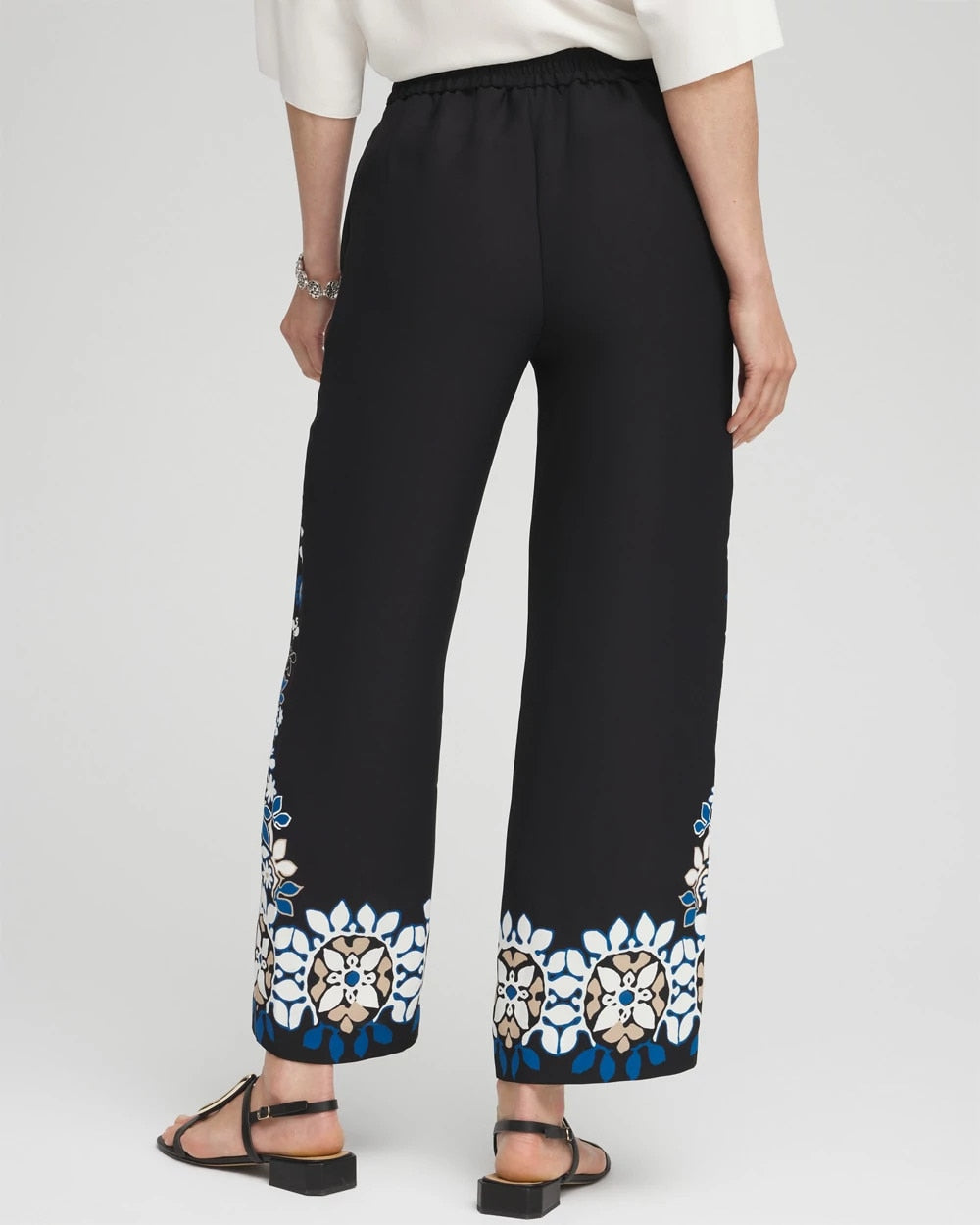 Placed Floral Print Soft Cropped Pants BLACK - Chico's online